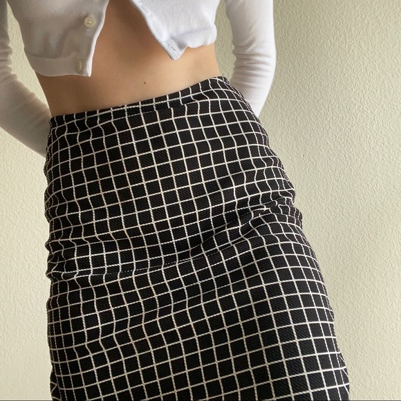 Grid Midi Pencil Skirt (crosslist on depop) - Picture 3 of 3